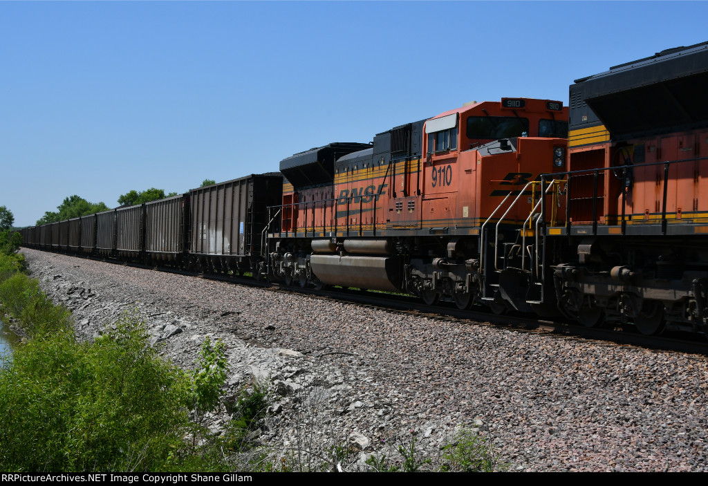 BNSF 9110 Roster shot 